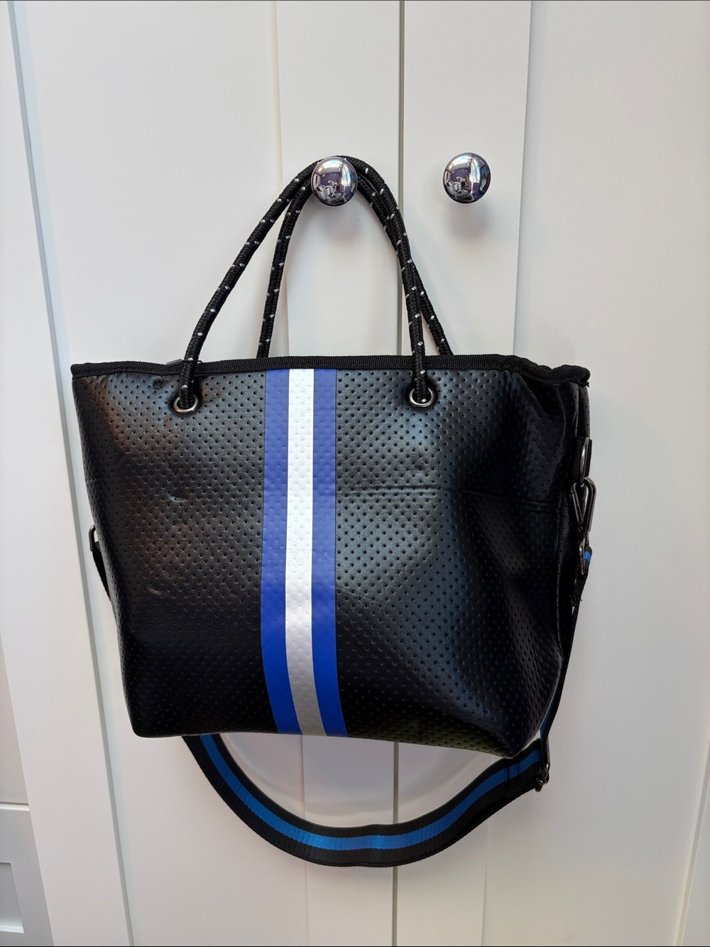 HAUTE SHORE Black Tote with Blue & White Center Stripe